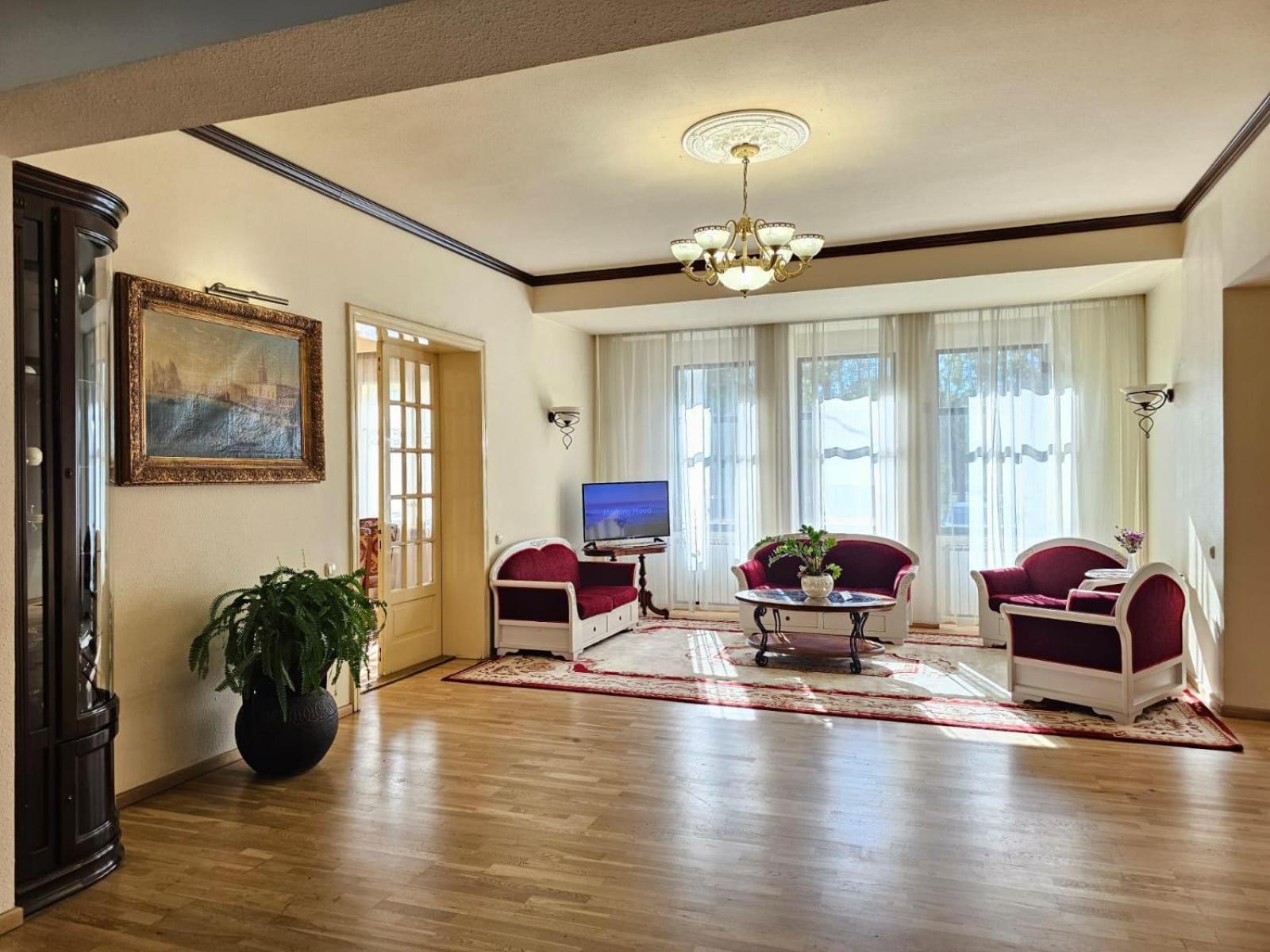 The Elite - Oradea'S Legendary Hotel Екстер'єр фото