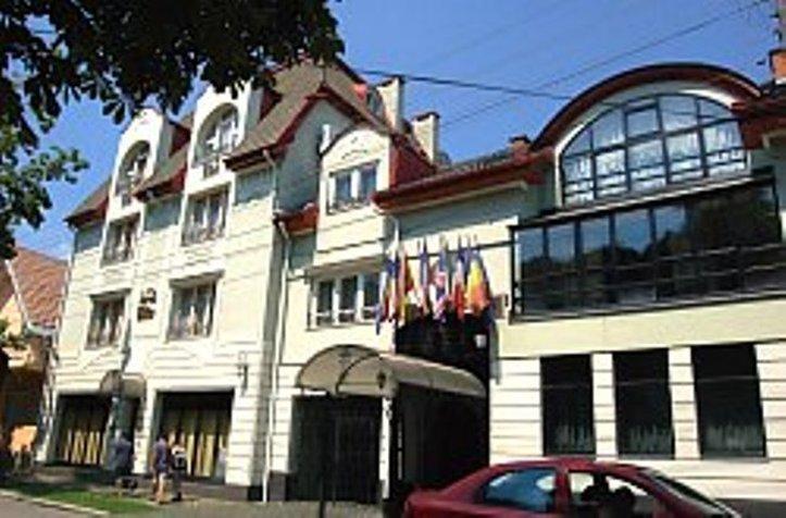 The Elite - Oradea'S Legendary Hotel Екстер'єр фото