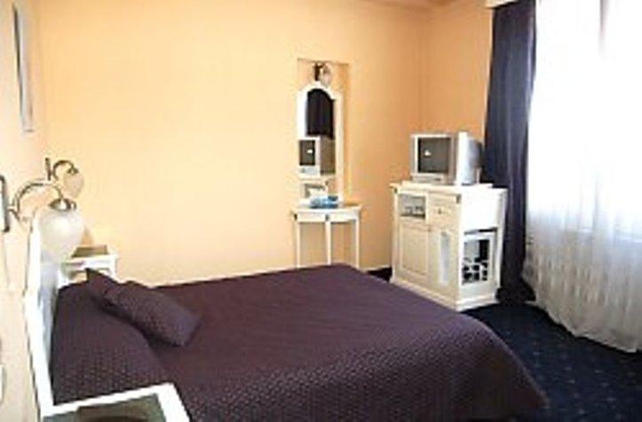 The Elite - Oradea'S Legendary Hotel Екстер'єр фото