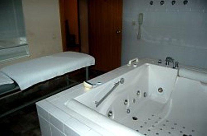 The Elite - Oradea'S Legendary Hotel Екстер'єр фото