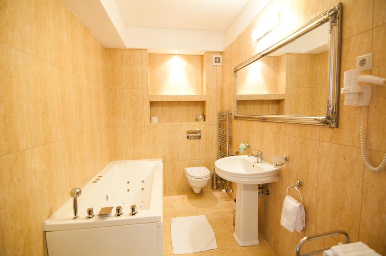 The Elite - Oradea'S Legendary Hotel Екстер'єр фото